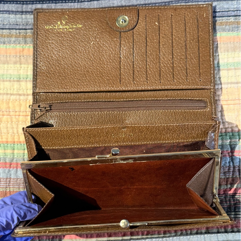 Vintage Gucci Accessory Collection Monogram coated leather wallet - Picture 9 of 15